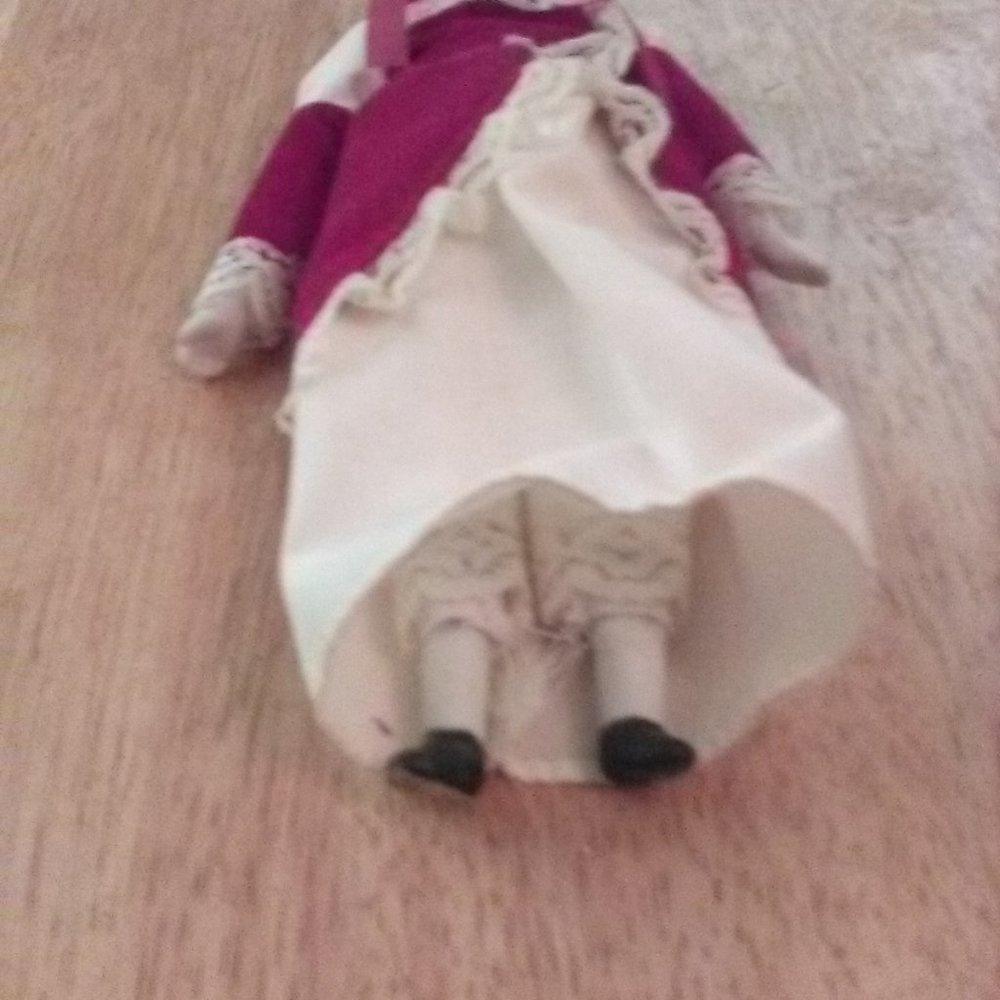 Vtg Colonial Doll Ornament - Picture 3 of 10